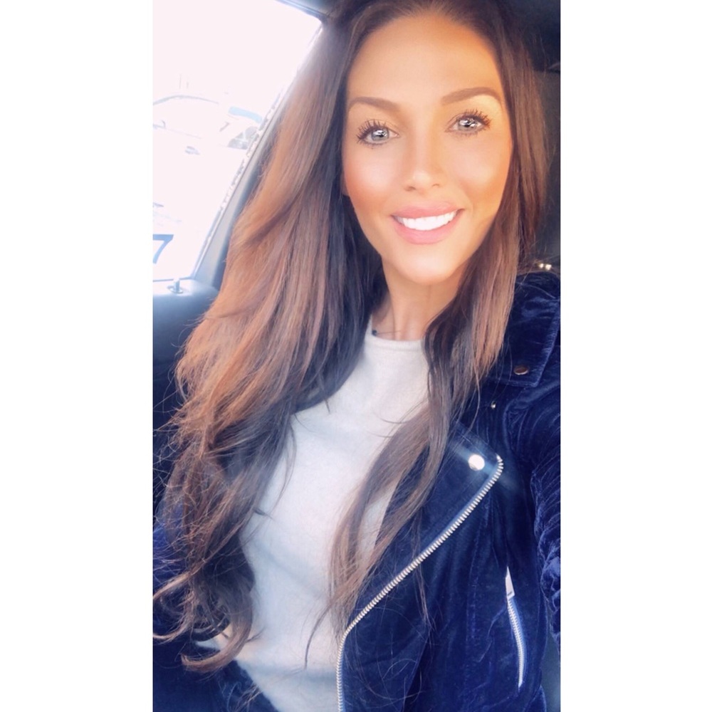 Crop velvet blazer in navy